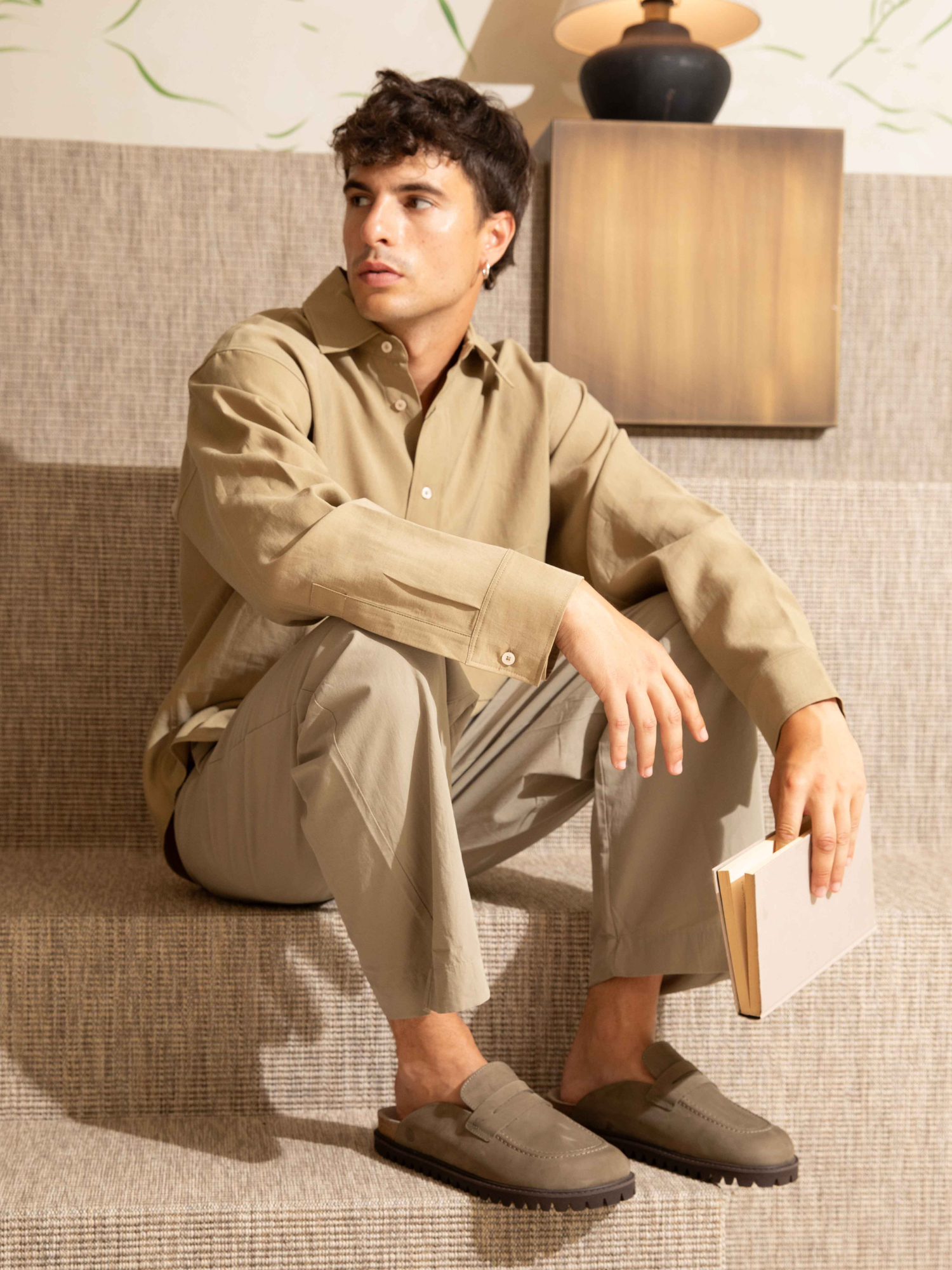 LOIS NUBUCK KAKI UNISEX